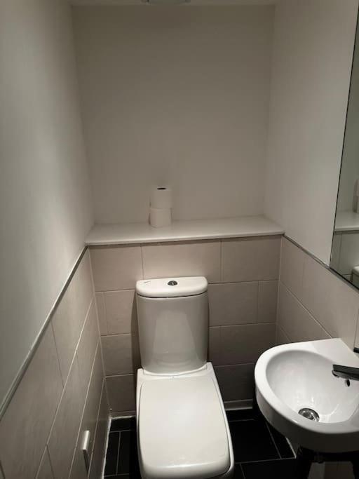 דירות לונדון Amazing 2Bed2Bath Edgeware מראה חיצוני תמונה